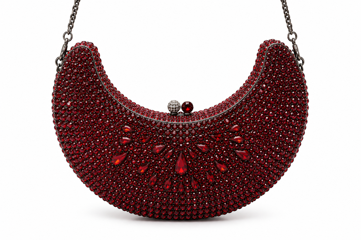 Casting Red Clutch